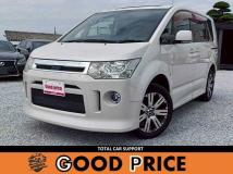 2008 Mitsubishi Delica D5