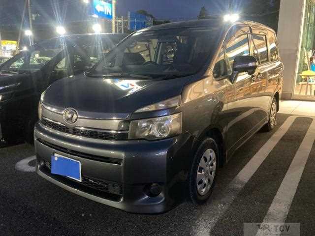 2010 Toyota Voxy