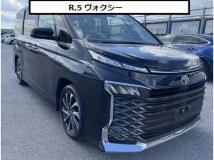 2023 Toyota Voxy