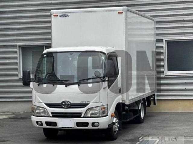 2012 Toyota Dyna Truck