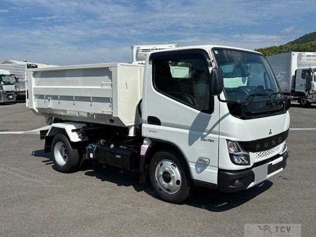 2025 Mitsubishi Fuso Canter