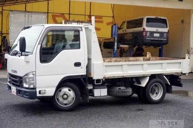 2018 Isuzu Elf Truck