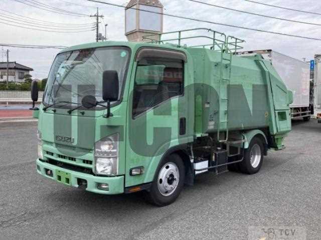 2013 Isuzu Elf Truck