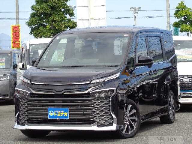 2022 Toyota Voxy