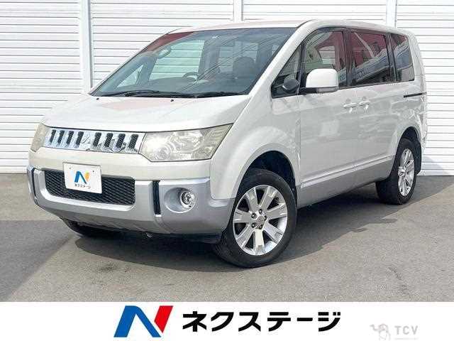 2010 Mitsubishi Delica D5