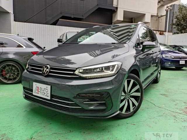 2022 Volkswagen Golf Touran