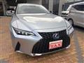 2020 Lexus IS