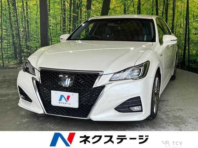 2017 Toyota Crown Hybrid