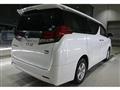 2017 Toyota Alphard Hybrid