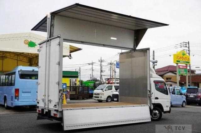 2023 Mitsubishi Fuso Canter