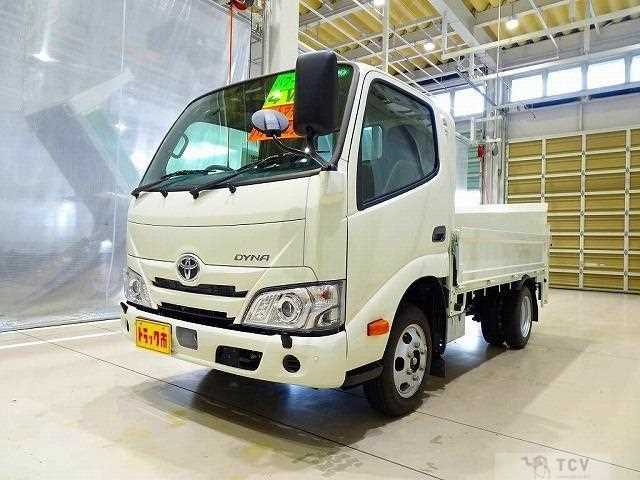2025 Toyota Dyna Truck