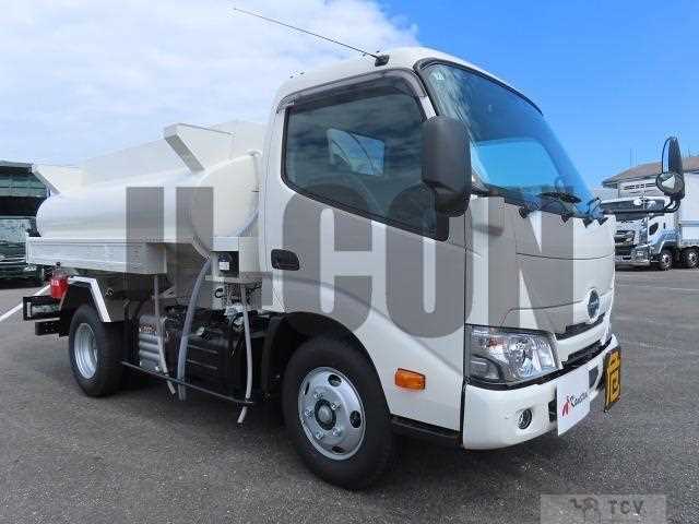 2025 Hino Dutro