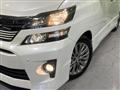 2014 Toyota Vellfire
