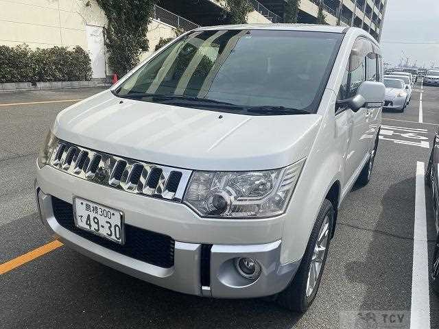 2008 Mitsubishi Delica D5