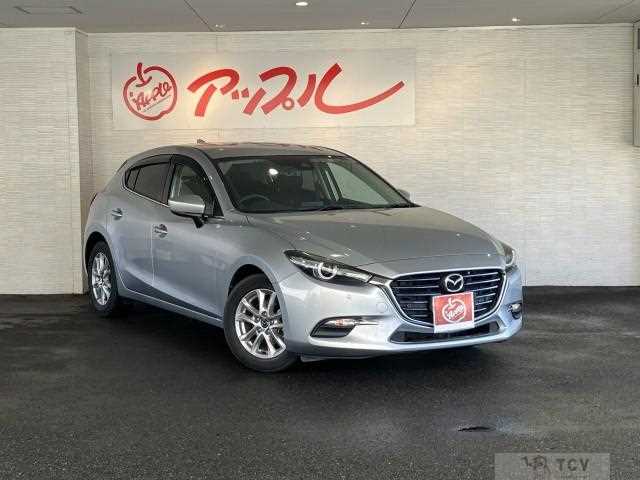2017 Mazda Axela