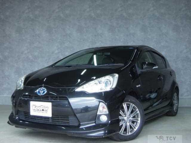 2013 Toyota AQUA