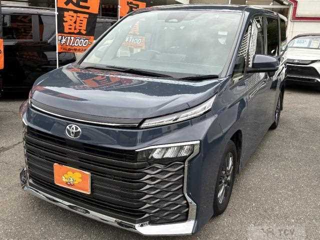 2022 Toyota Voxy