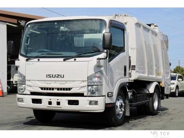 2017 Isuzu Elf Truck