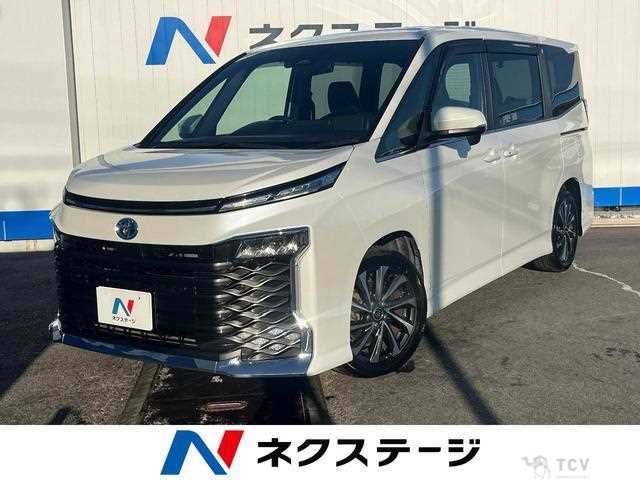 2022 Toyota Voxy