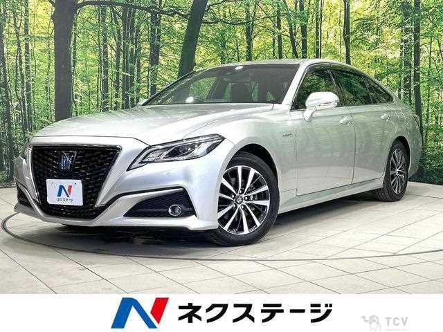2018 Toyota Crown Hybrid