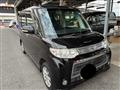 2011 Daihatsu Tanto