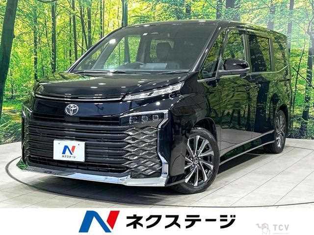 2022 Toyota Voxy