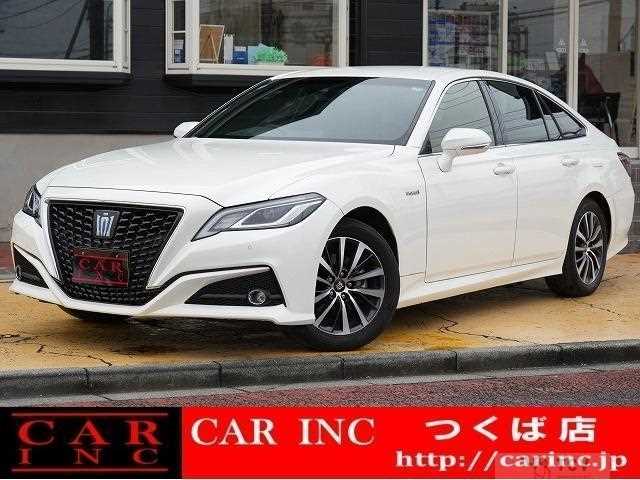 2018 Toyota Crown Hybrid