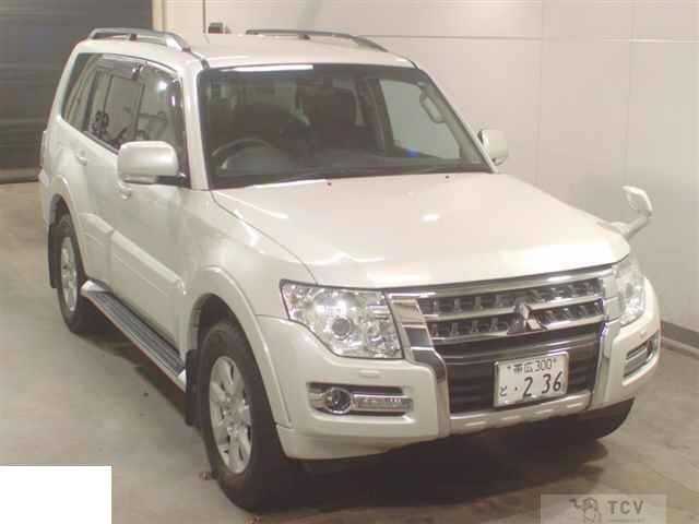 2015 Mitsubishi Pajero