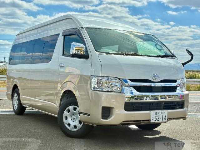 2025 Toyota Hiace Wagon