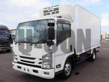 2020 Isuzu Elf Truck