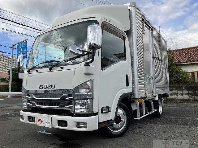 2015 Isuzu Elf Truck