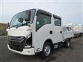 2025 Isuzu Elf Truck