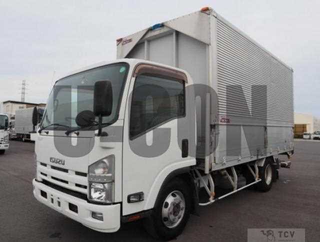 2013 Isuzu Elf Truck