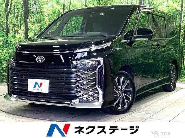 2023 Toyota Voxy