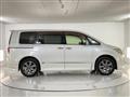 2012 Mitsubishi Delica D5
