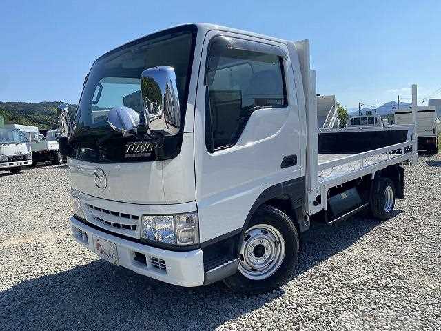 2004 Mazda Titan Dash