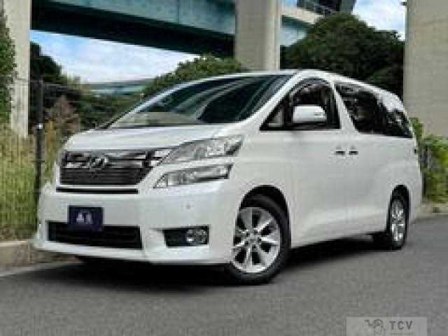 2014 Toyota Vellfire