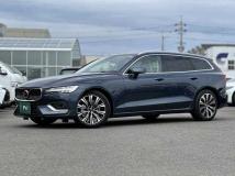 2025 Volvo V60