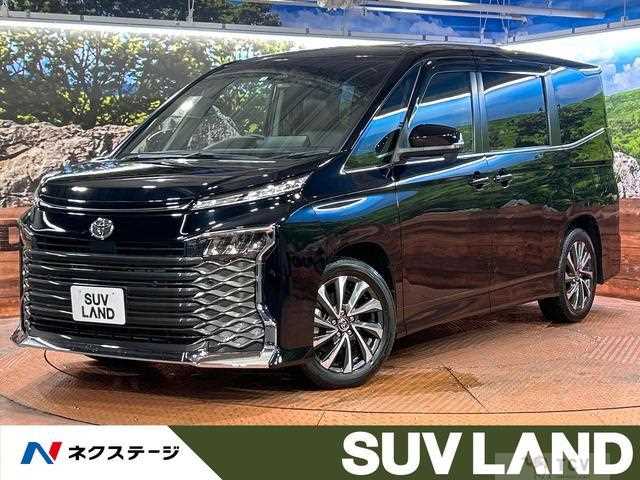 2022 Toyota Voxy