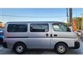 2005 Nissan Caravan Bus