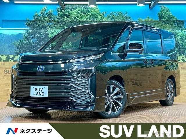 2022 Toyota Voxy