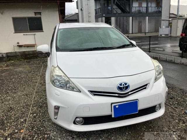 2011 Toyota PRIUS α