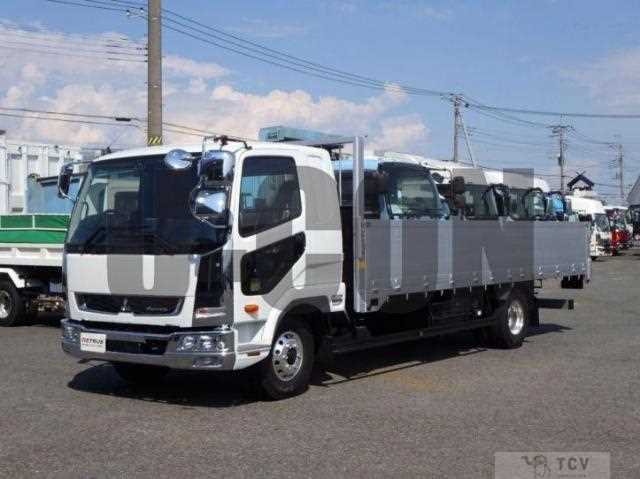2025 Mitsubishi Fuso Fighter