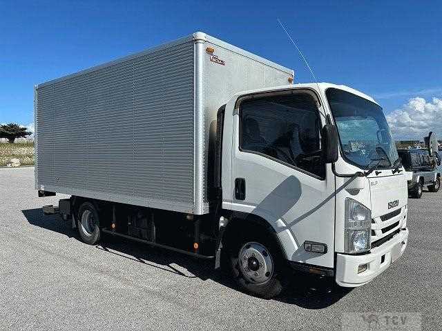 2018 Isuzu Elf Truck