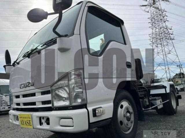 2015 Isuzu Elf Truck