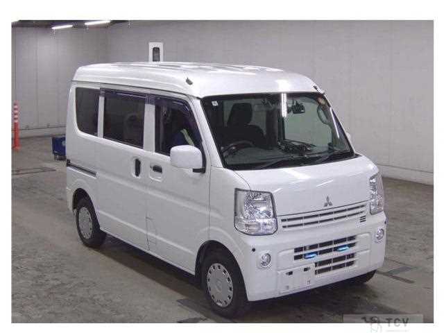 2019 Mitsubishi Minicab Van
