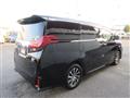 2016 Toyota Alphard Hybrid