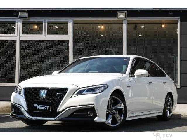 2018 Toyota Crown Hybrid