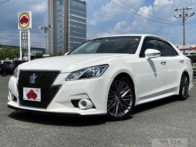 2014 Toyota Crown