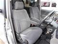 2004 Toyota Noah
